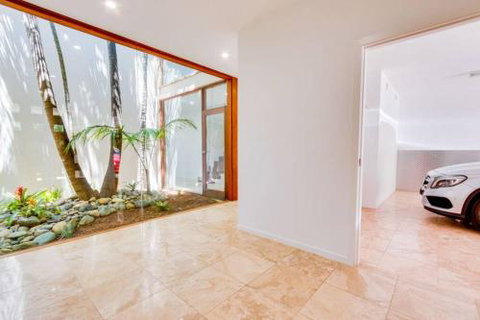 Sapphire Seas Beach House - Nambucca Heads Accommodation 5