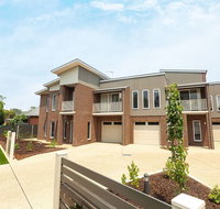 Wagga Apartments 3 - Nambucca Heads Accommodation