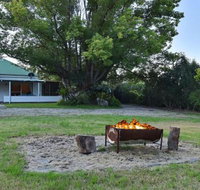 Tabitha Hill Cottage - Nambucca Heads Accommodation