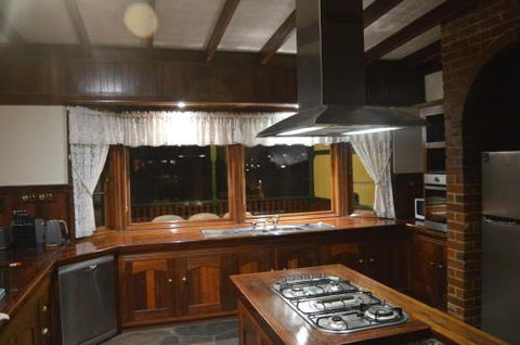 Gargoyle Lodge - Nambucca Heads Accommodation 2