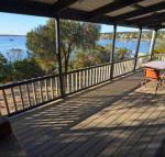 CDC 625 Beach House incl.rear 2BR studio - Nambucca Heads Accommodation
