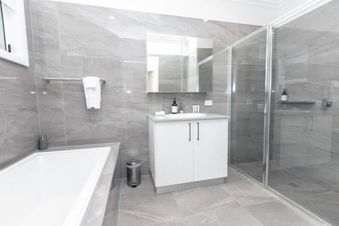 Wagga Apartments 2 - Nambucca Heads Accommodation 4