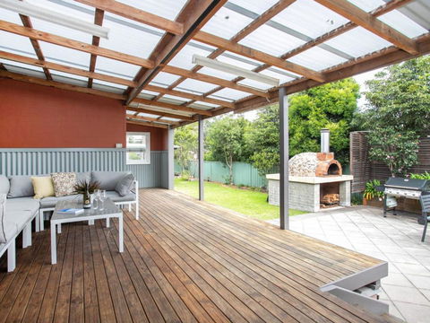 3 Macleay St. Narrawallee - Nambucca Heads Accommodation 5