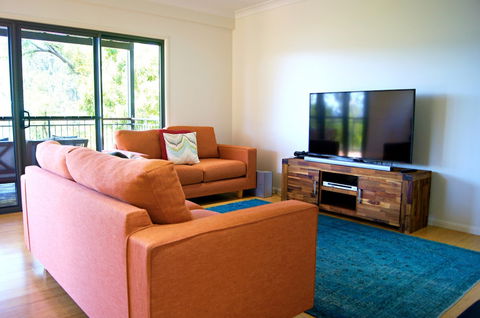 Cumberland House - Nambucca Heads Accommodation 0