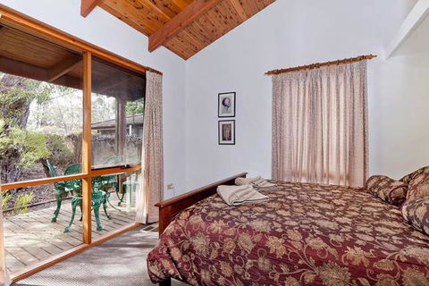 Canyon Cottage - Nambucca Heads Accommodation 3