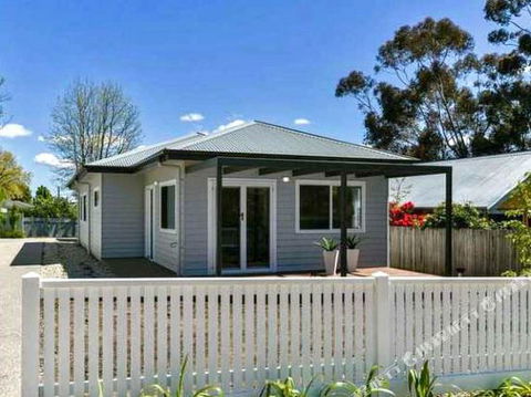 Beechworth 4a Albert Road - Nambucca Heads Accommodation 1