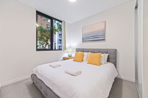 HomeHotel Stylish Apt Next To Train & Westfield - Nambucca Heads Accommodation 2