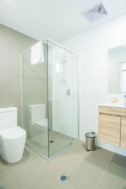 Modern And Chic Apartment Next To Parramatta Station - Nambucca Heads Accommodation 1