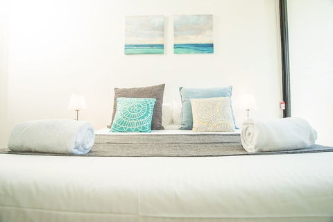 Modern And Chic Apartment Next To Parramatta Station - Nambucca Heads Accommodation 0