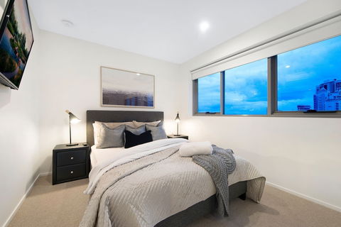 NEO Apartments Holidays Gold Coast - Nambucca Heads Accommodation 3