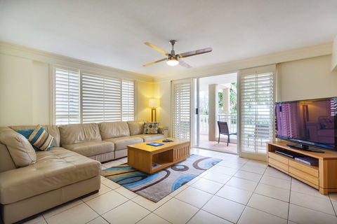La Grande Apartments Broadbeach - Nambucca Heads Accommodation 3