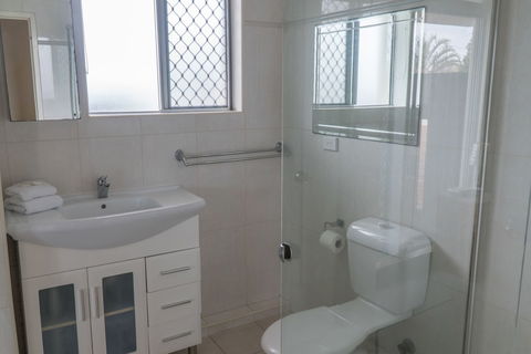 Foreshore Apartments - Nambucca Heads Accommodation 4