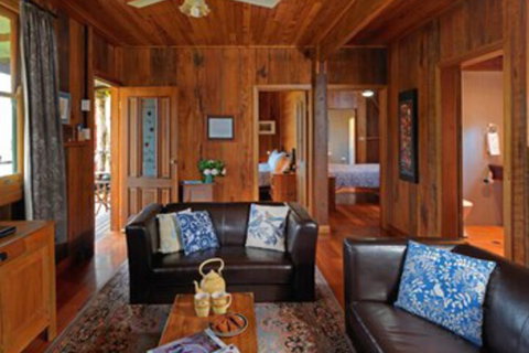 Cedar Creek Cottages - Nambucca Heads Accommodation 7