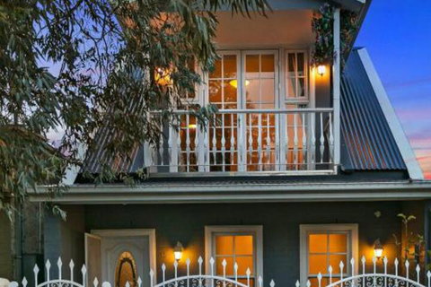 4 Ensuite Chelsea Villa CBD Airport - Nambucca Heads Accommodation 0
