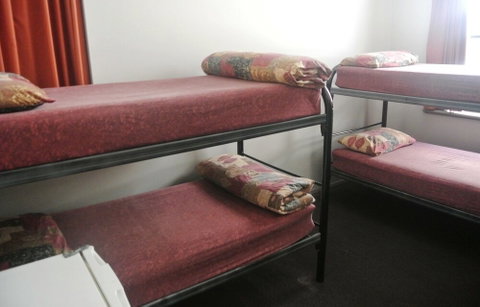 Globe Backpackers & City Oasis Resort - Nambucca Heads Accommodation 1