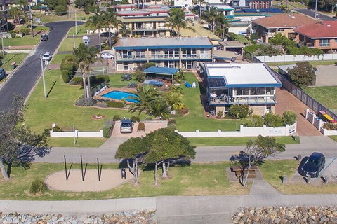 Lakeside Holiday Apartments Merimbula - Nambucca Heads Accommodation 2