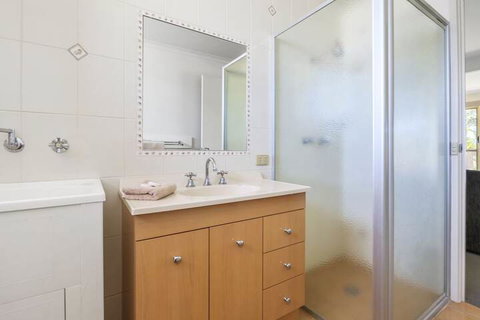 Lakeside Holiday Apartments Merimbula - Nambucca Heads Accommodation 7
