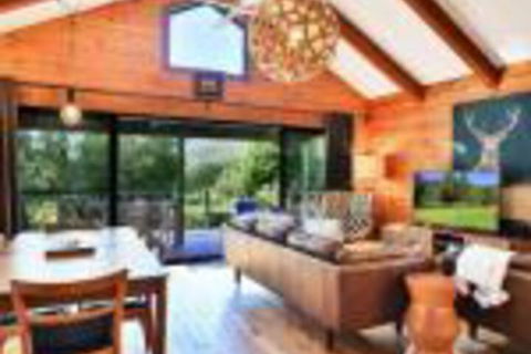 Kangaroo Valley Timber Cabin - Nambucca Heads Accommodation 0
