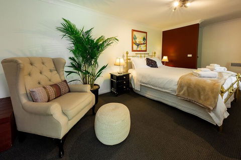 Holly Lodge - Nambucca Heads Accommodation 6