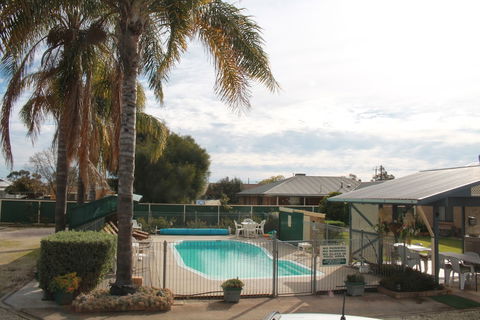 Lone Pine Motel - Corowa - Nambucca Heads Accommodation 2