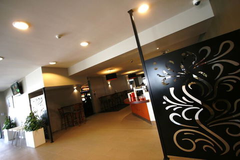 Peden's Hotel - Nambucca Heads Accommodation 1