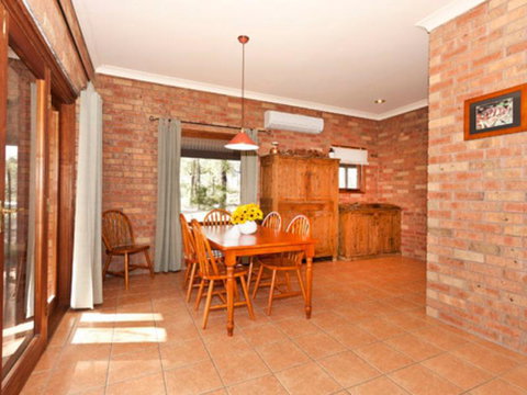 The Cottage Hunter Valley - Nambucca Heads Accommodation 1