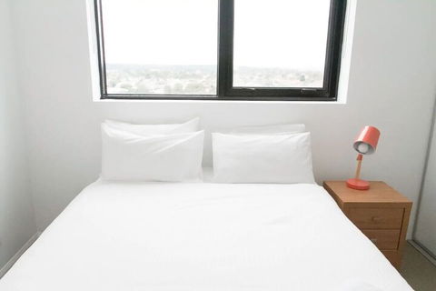 Modern 2 Bedroom Apartment In Melbournes Northcote - Nambucca Heads Accommodation 4
