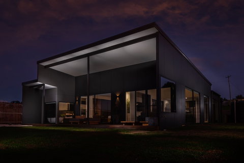 The Cove Tasmania - Nambucca Heads Accommodation 0