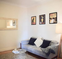 2 Bedroom Apartment in the Heart of Surry Hills - Nambucca Heads Accommodation