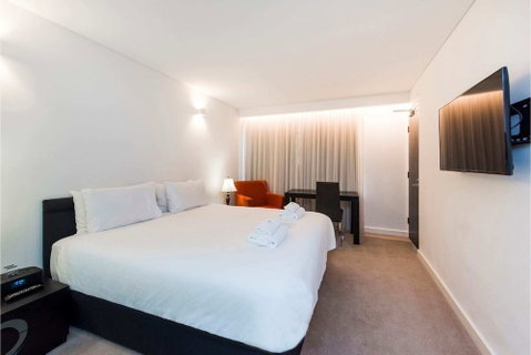 Contemporary Room, Roof Terrace, Stay In The City - Nambucca Heads Accommodation 5