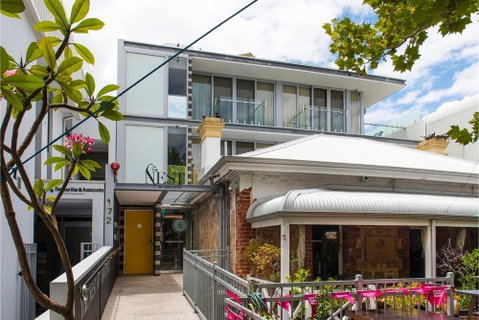 Contemporary Room, Roof Terrace, Stay In The City - Nambucca Heads Accommodation 2