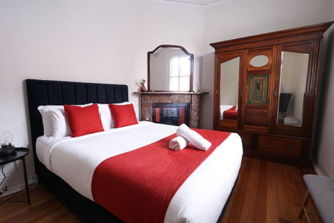 Discover The Rocks - Heritage House - Nambucca Heads Accommodation 6