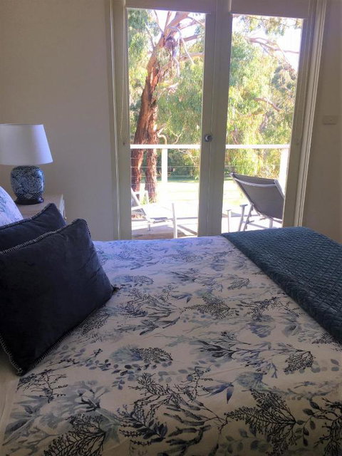 Lakeside Conti Villas - Nambucca Heads Accommodation 6