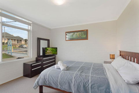 Whalevue Unit 2 - Nambucca Heads Accommodation 2
