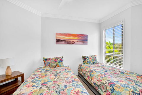 Rainbow Towers 2 Rainbow Beach High On The Hill Panoramic Views Wi Fi - Nambucca Heads Accommodation 5