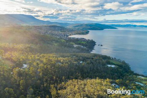 Tinderbox Retreat - Nambucca Heads Accommodation 0