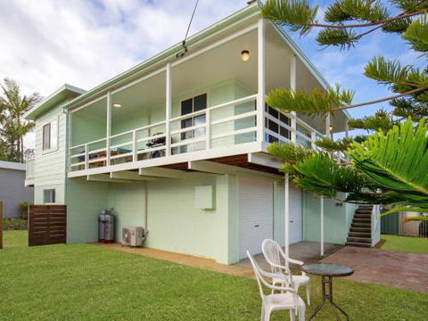 Palms Culburra Beach - Nambucca Heads Accommodation 2