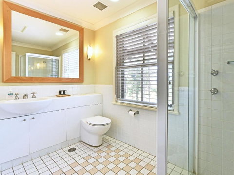 Villa Executive 2br Moscato Resort Condo Located Within Cypress Lakes Resort (nothing Is More Central) - Nambucca Heads Accommodation 3