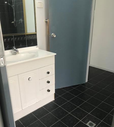 11 Anchovy Street Tin Can Bay Summer Haven Coastal Retreat - Nambucca Heads Accommodation 4