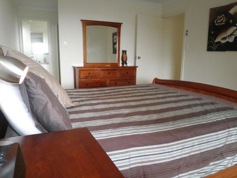 The Haven Island Beach - Nambucca Heads Accommodation 2