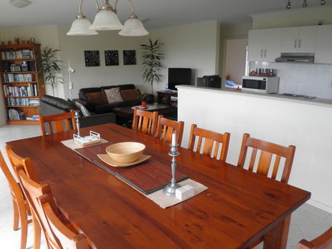The Haven Island Beach - Nambucca Heads Accommodation 3