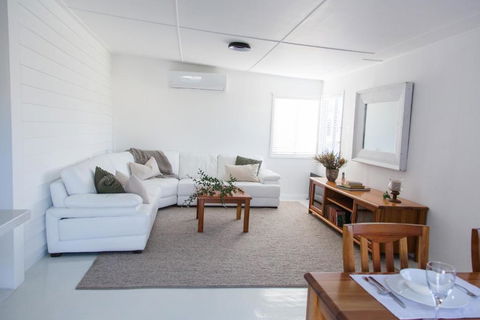 The Rested Guest 3 Bedroom Cottage West Wyalong - Nambucca Heads Accommodation 3