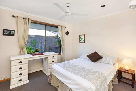 Schirmann Waterfront Home - Nambucca Heads Accommodation 3