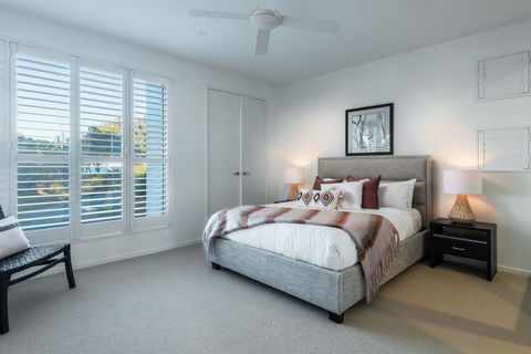 Sunshine Coast White House - Nambucca Heads Accommodation 5