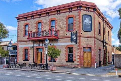 Former Dress Circle Nth Adelaide Apt With Aircon - Nambucca Heads Accommodation 1