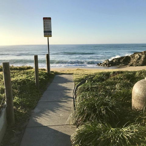 Beachfront By The CC Family Friendly Plunge Pool Steps To The Beach - Nambucca Heads Accommodation 2