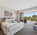 Beachfront by the CC Family friendly plunge pool steps to the beach - Nambucca Heads Accommodation