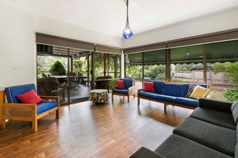 Lighthouse Cottage - Nambucca Heads Accommodation 3