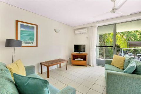 Baden 61 Rainbow Shores Air Conditioned Unit Walk To Beach Pool Tennis Court - Nambucca Heads Accommodation 1