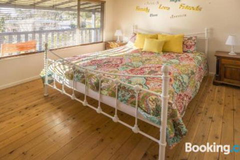 Clissold Street 11 Mollymook - Nambucca Heads Accommodation 6